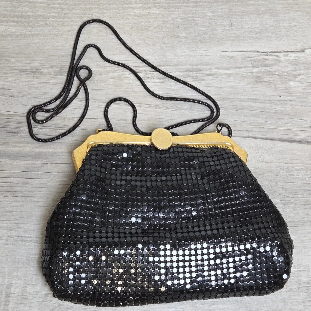 Apri Nights Black Metal Mesh Evening Clutch Bag Gold Tone Frame Snake Chain